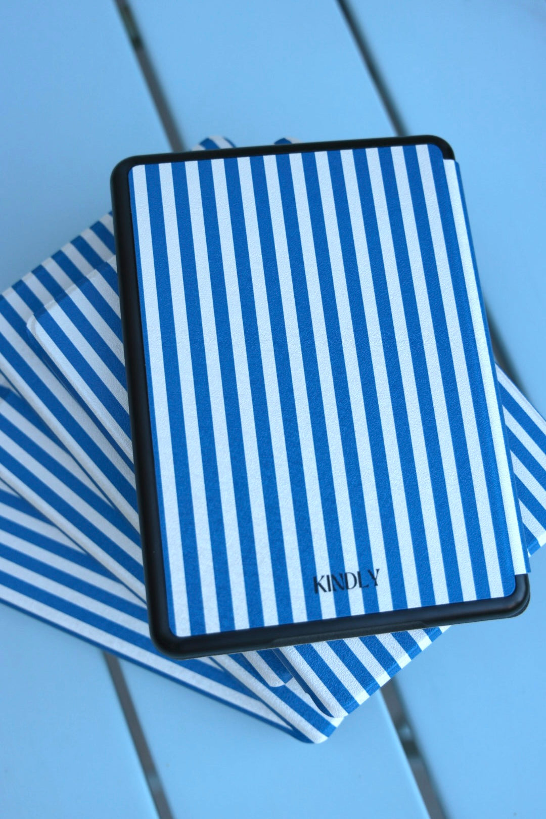 Pin Stripe Kindle Case